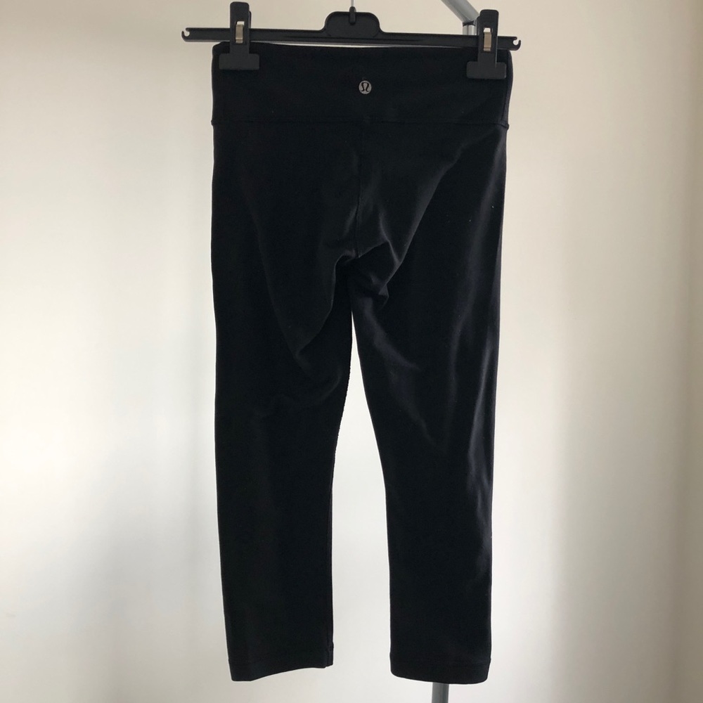 Lululemon Wunder Under Cropped Leggings